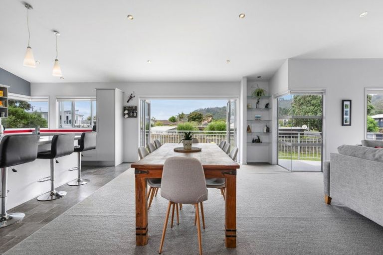 Photo of property in 116 Patuwai Drive, Whangamata, 3620