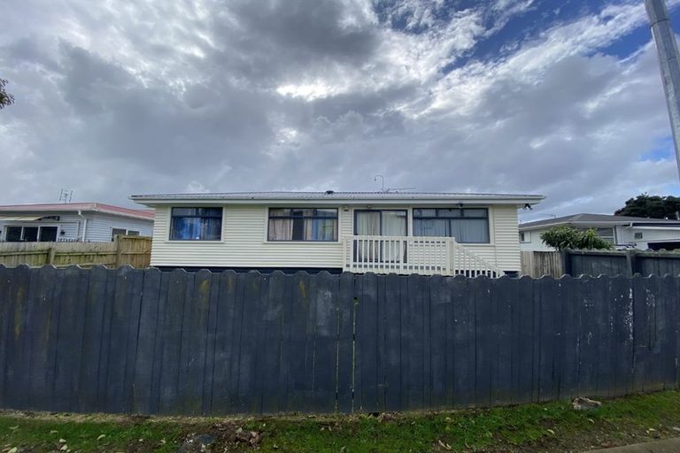 Photo of property in 227 Puhinui Road, Papatoetoe, Auckland, 2025
