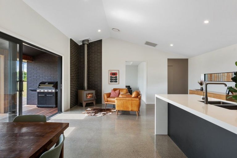 Photo of property in 154 River Road, Lincoln, Christchurch, 7672