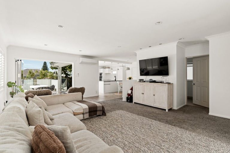 Photo of property in 71 Oceanview Road, Mount Maunganui, 3116