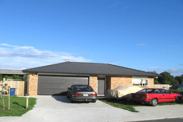 Photo of property in 14 Neesons Way, Glendene, Auckland, 0602