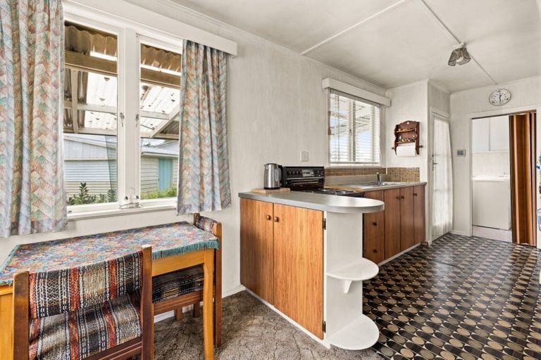 Photo of property in 412 Huia Place, Camberley, Hastings, 4120