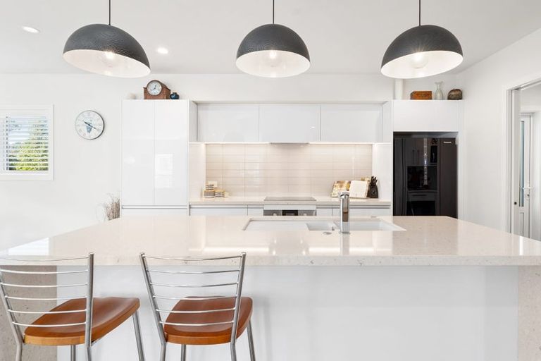 Photo of property in 1/21 Marie Avenue, Red Beach, 0932