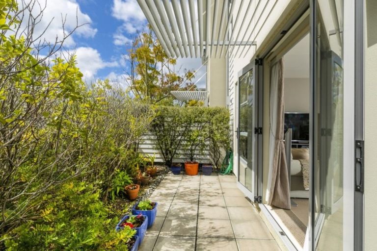 Photo of property in 22/40 Scarlet Oak Drive, Schnapper Rock, Auckland, 0632