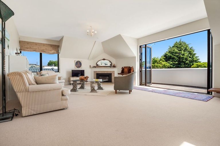 Photo of property in 1216a Arawa Street, Rotorua, 3010