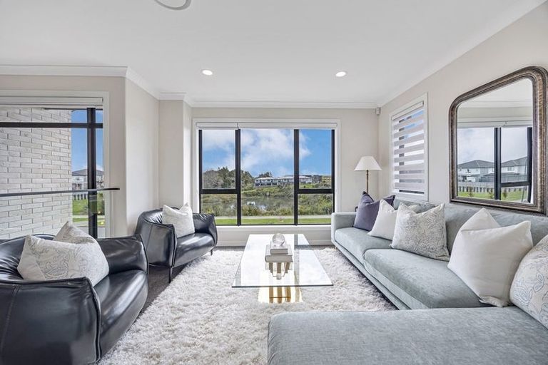 Photo of property in 104 Valderama Drive, Flat Bush, Auckland, 2019