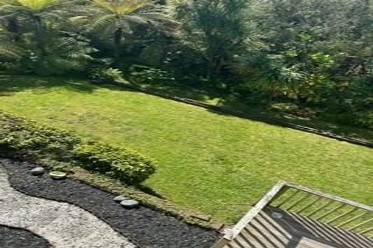 Photo of property in 52 Peter Terrace, Castor Bay, Auckland, 0620