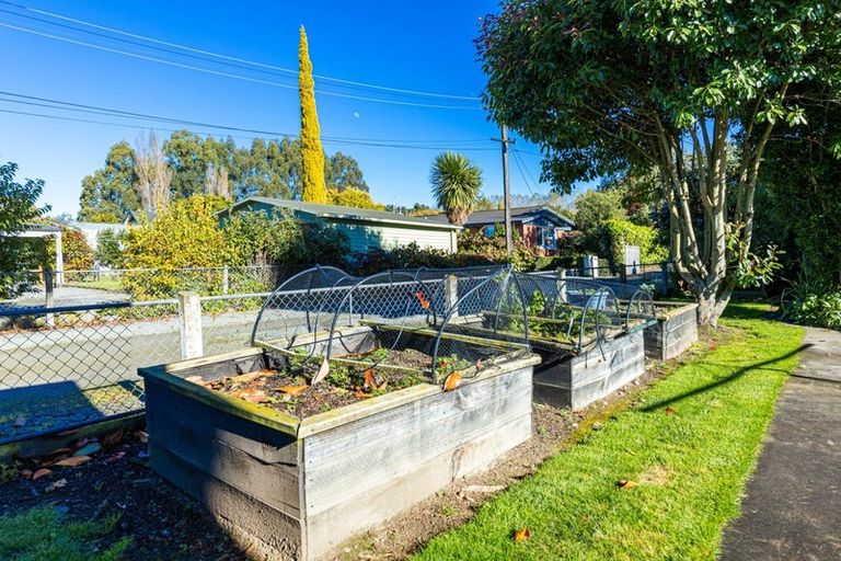 Photo of property in 5 Mckenzie Street, Geraldine, 7930