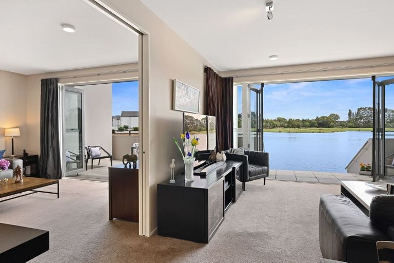 Photo of property in 60 Rotoiti Lane, Northwood, Christchurch, 8051