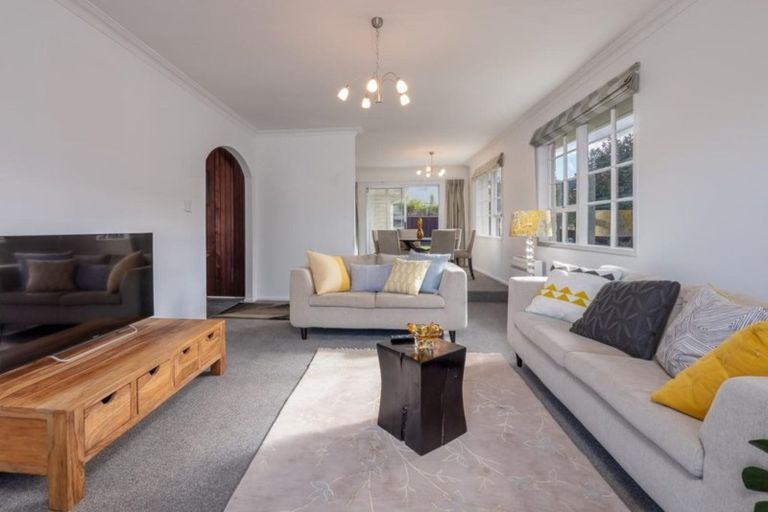 Photo of property in 22 Dunrobin Place, Avonhead, Christchurch, 8042