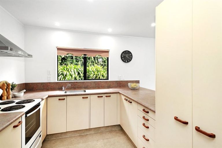 Photo of property in 73a Larsen Crescent, Tawa, Wellington, 5028