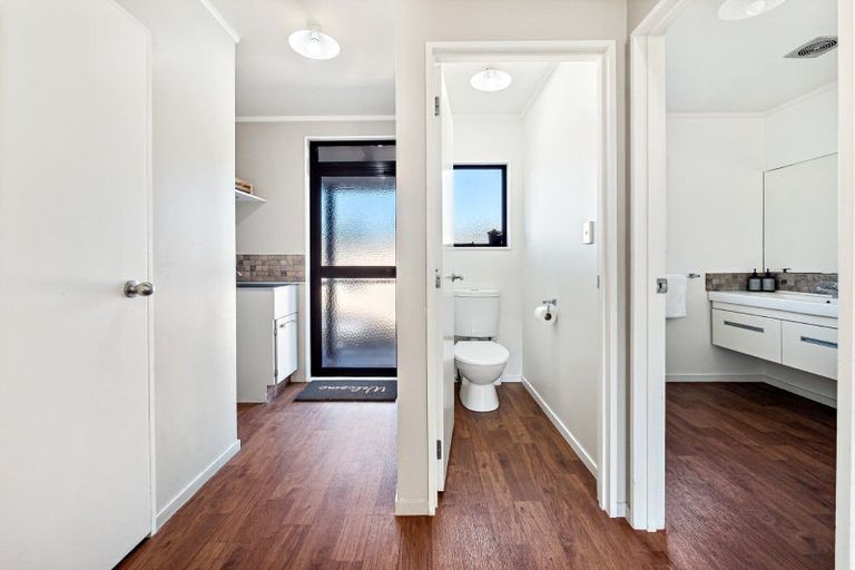 Photo of property in 1/12 Ferndown Close, Brookfield, Tauranga, 3110