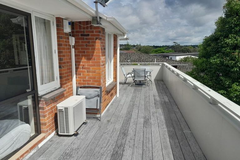 Photo of property in 3/12 Eban Avenue, Hillcrest, Auckland, 0627