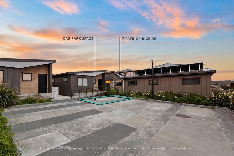 Photo of property in 7 Patrick Rice Drive, Swanson, Auckland, 0614