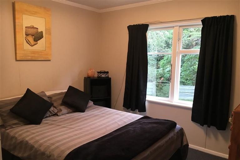 Photo of property in 34 Sunny Grove, Wainuiomata, Lower Hutt, 5014