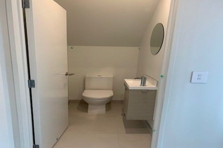 Photo of property in 4 Kawe Marie Lane, Takanini, 2112