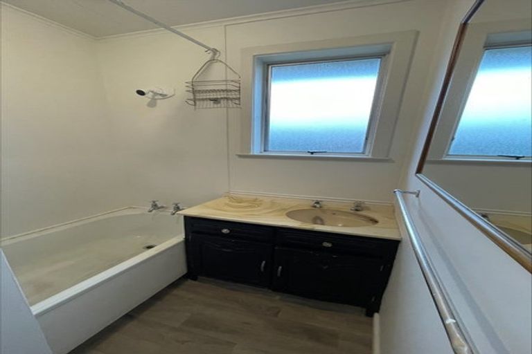 Photo of property in 43 Forfar Crescent, Rockdale, Invercargill, 9812