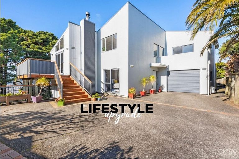 Photo of property in 175 Tirohanga Road, Tirohanga, Lower Hutt, 5010