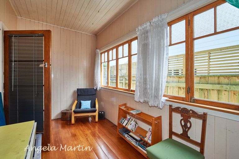 Photo of property in 46 Dahlia Street, Palmerston North, 4410