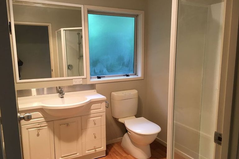 Photo of property in 14 Anthony Place, Pakuranga, Auckland, 2010