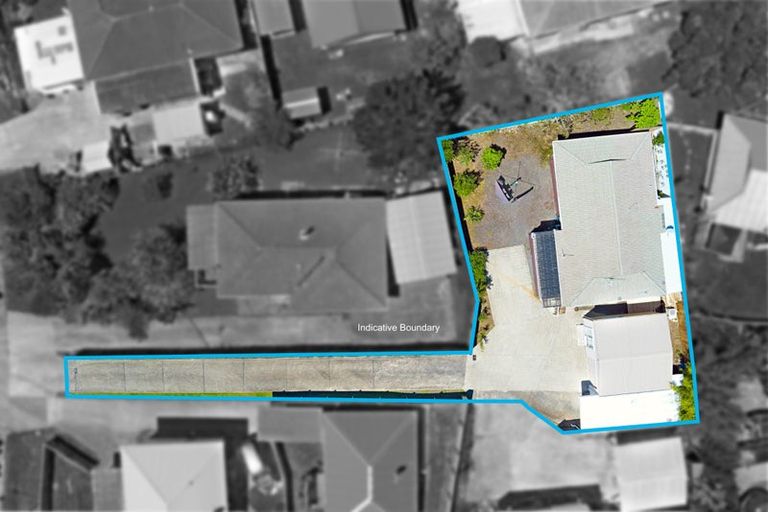 Photo of property in 42a Farwood Drive, Henderson, Auckland, 0612