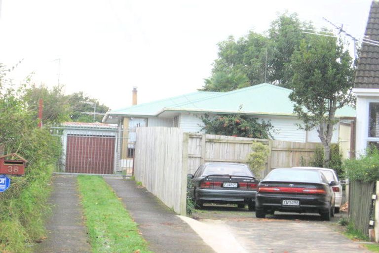 Photo of property in 38 Bowater Place, Manurewa, Auckland, 2102