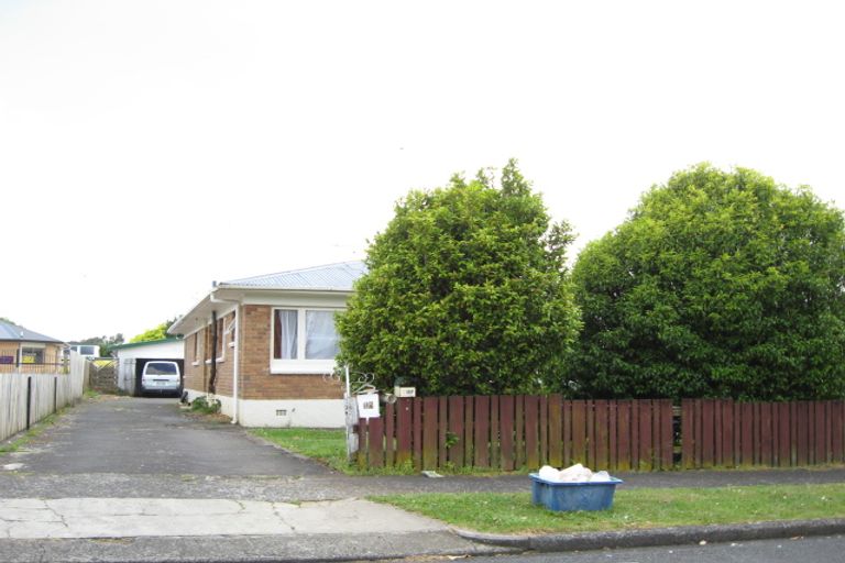 Photo of property in 15 Russell Avenue, Pukekohe, 2120