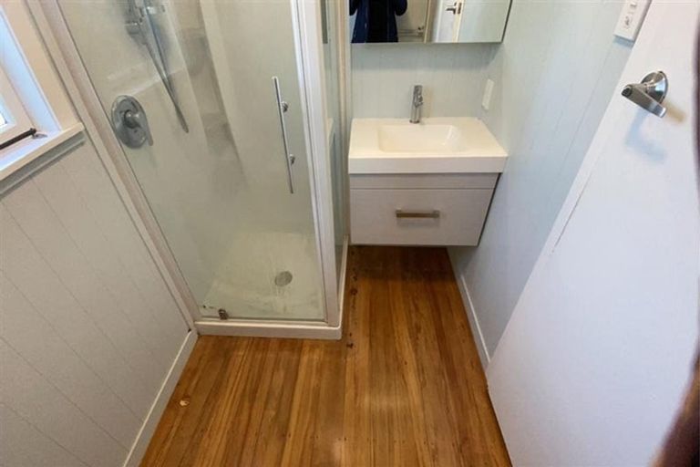 Photo of property in 913 Heretaunga Street East, Parkvale, Hastings, 4122