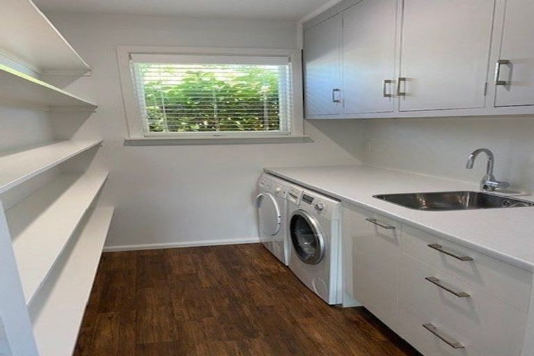 Photo of property in 57 Glandovey Road, Fendalton, Christchurch, 8052