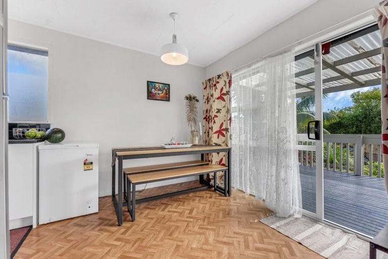 Photo of property in 42a Forest Hill Road, Henderson, Auckland, 0612