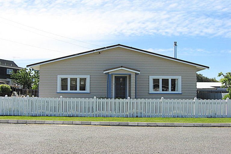 Photo of property in 2/15 North Street, Redwoodtown, Blenheim, 7201