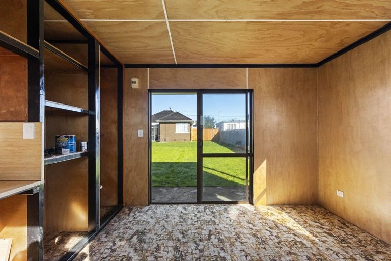 Photo of property in 84 Glover Road, Hawera, 4610