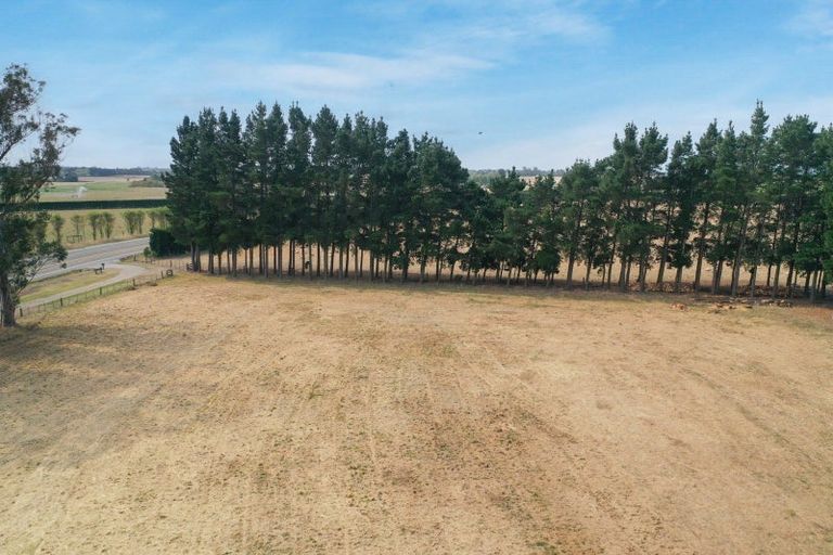 Photo of property in 879 Timaru-pareora Highway, Pareora, 7971