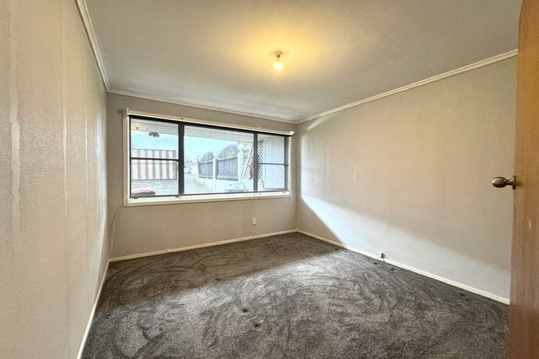Photo of property in 2/43 Wyllie Road, Papatoetoe, Auckland, 2025