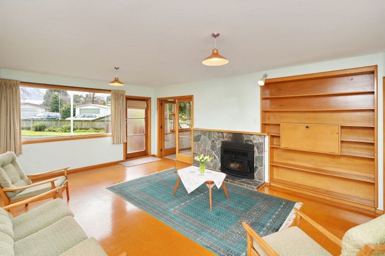 Photo of property in 8 Mcalpine Place, Rangiora, 7400