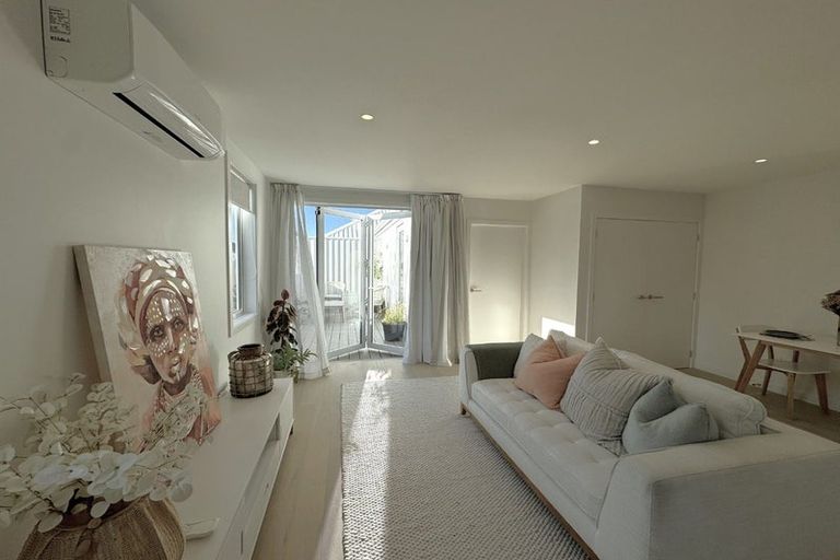 Photo of property in 37 Pembroke Street, Tawa, Wellington, 5028