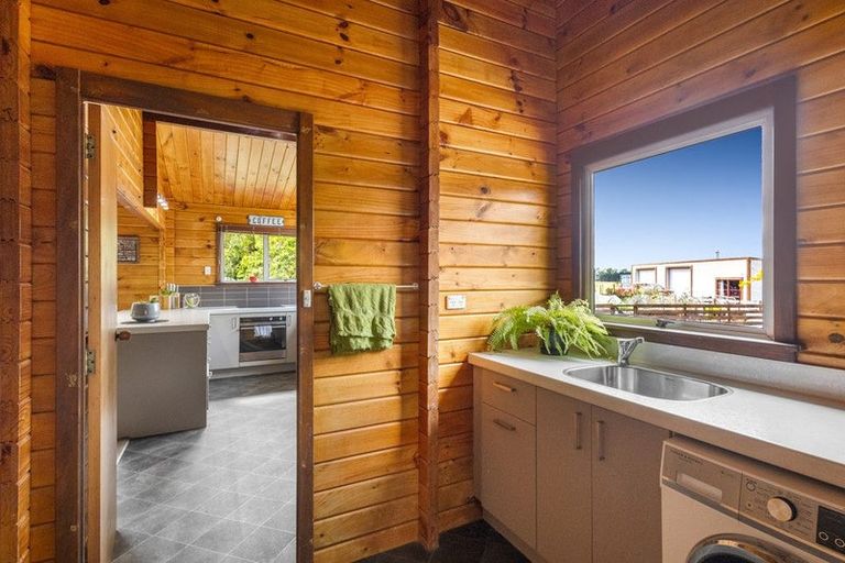 Photo of property in 1004 Leeston Dunsandel Road, Leeston, 7682