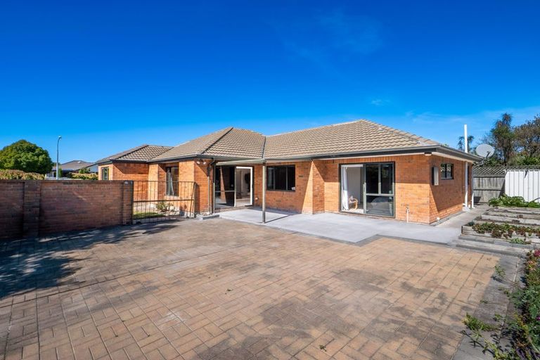 Photo of property in 40 Travis Country Drive, Burwood, Christchurch, 8083
