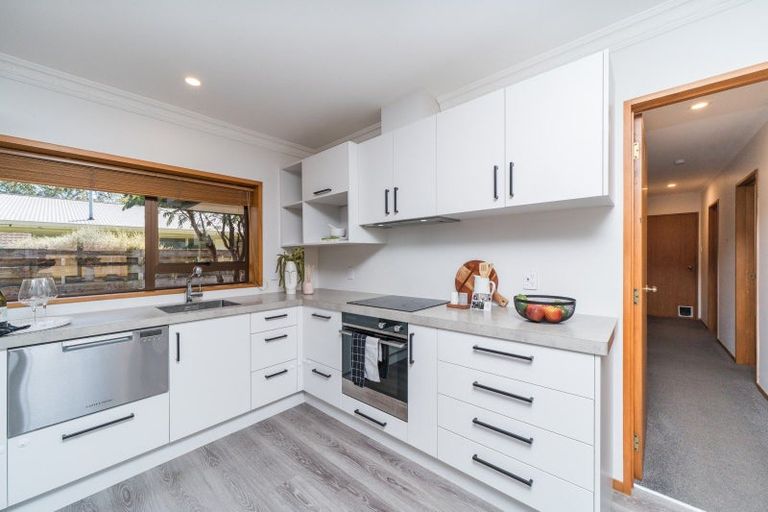 Photo of property in 3 Silverdale Court, Terrace End, Palmerston North, 4410