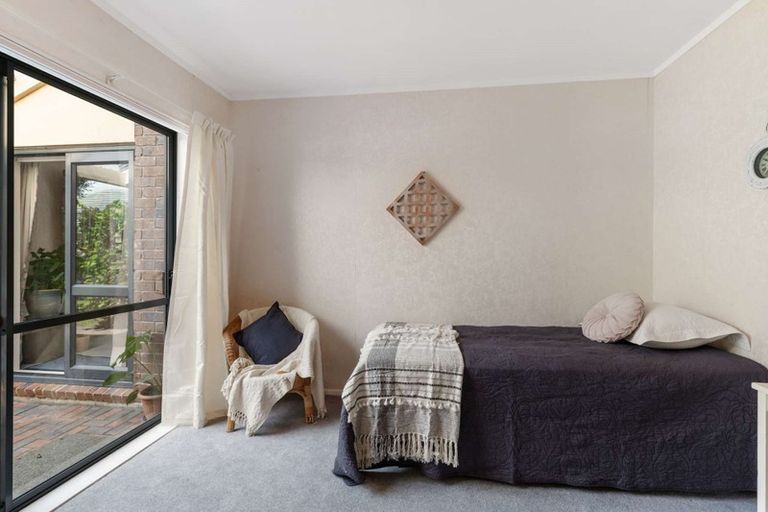 Photo of property in 14a Campbell Place, Papakura, 2110