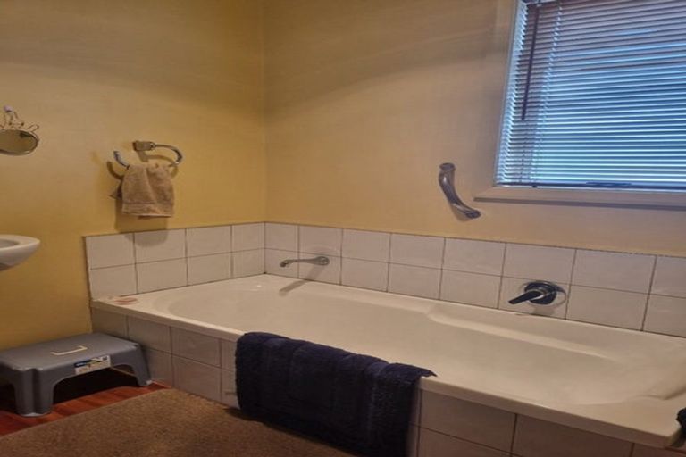 Photo of property in 58 Gordon Street, Lansdowne, Masterton, 5810