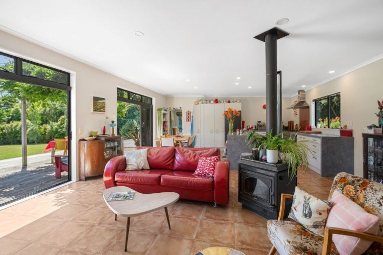 Photo of property in 45 Mahaki Road, Nikau Valley, Paraparaumu, 5032