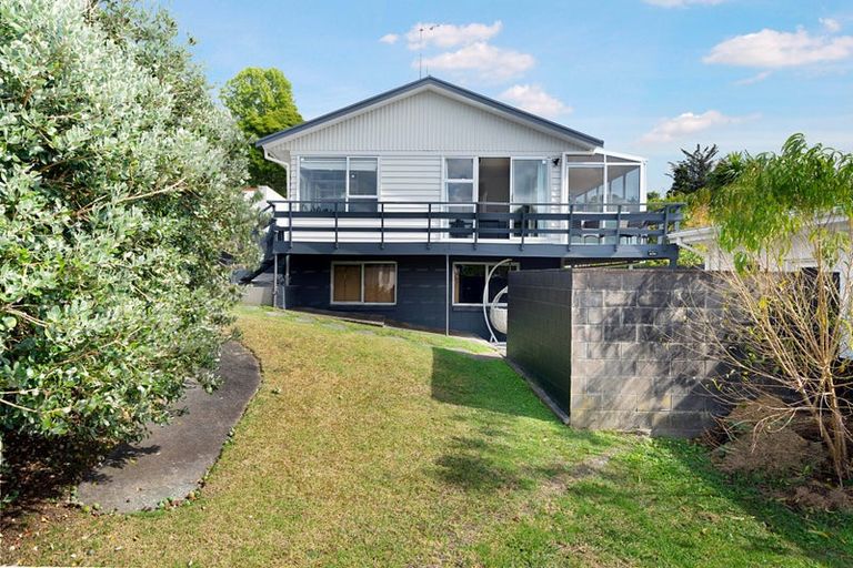 Photo of property in 7 Kotinga Avenue, Glen Eden, Auckland, 0602
