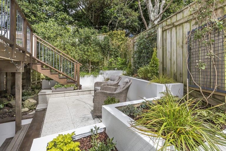 Photo of property in 10b Fettes Crescent, Seatoun, Wellington, 6022