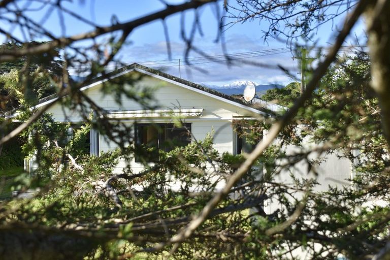 Photo of property in 17 Gawler Street, Te Horo Beach, Otaki, 5581