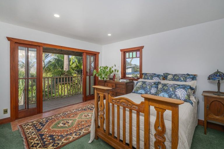 Photo of property in 19 Grange Road, Hahei, Whitianga, 3591