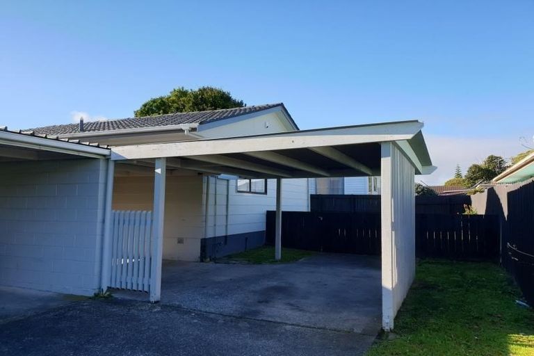 Photo of property in 2/21 Hoturoa Place, Manurewa, Auckland, 2102