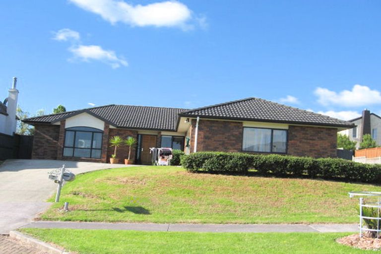 Photo of property in 24 Byblos Place, The Gardens, Auckland, 2105