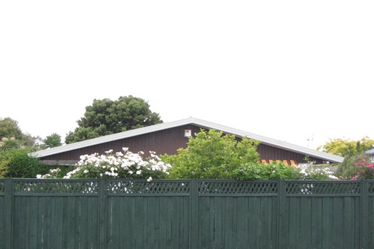 Photo of property in 1/72 Hills Road, Edgeware, Christchurch, 8013