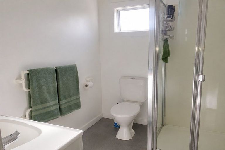 Photo of property in 38 Kensington Avenue, Petone, Lower Hutt, 5012